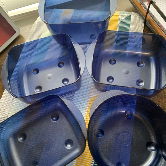 Tupperware Blue Food Storage Container 5 pcs Set - Picture 2 of 9